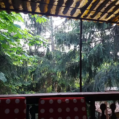 Ferienhaus Akarattyai Arnyas Nyaralohaz *